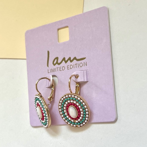 🏷️ i am • 🎉LE🎉 white, red & turquoise beaded gold circle dangling earrings - Picture 5 of 8